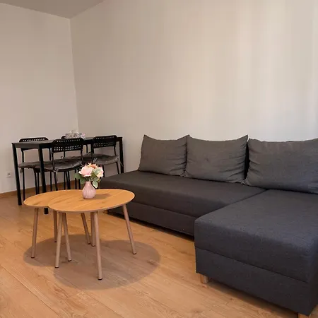 Justinrent Rynek 36 Legnica